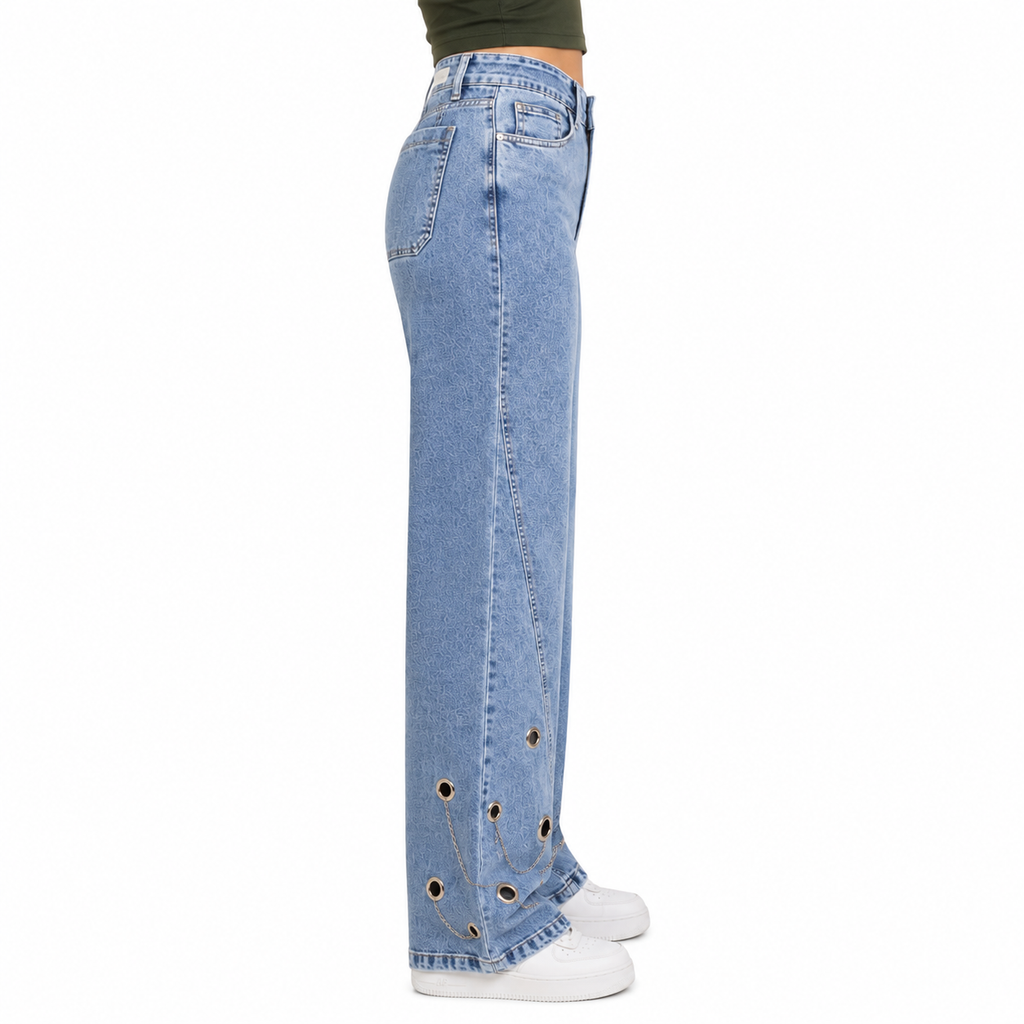 Jeans Recto con Ojillos Metálicos
