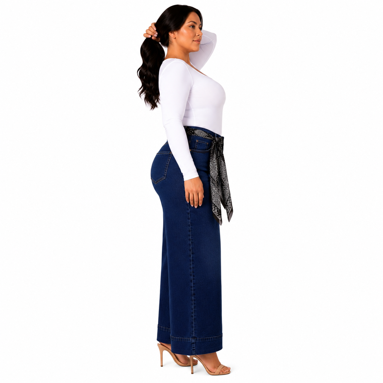 Jeans curvy corte wide leg