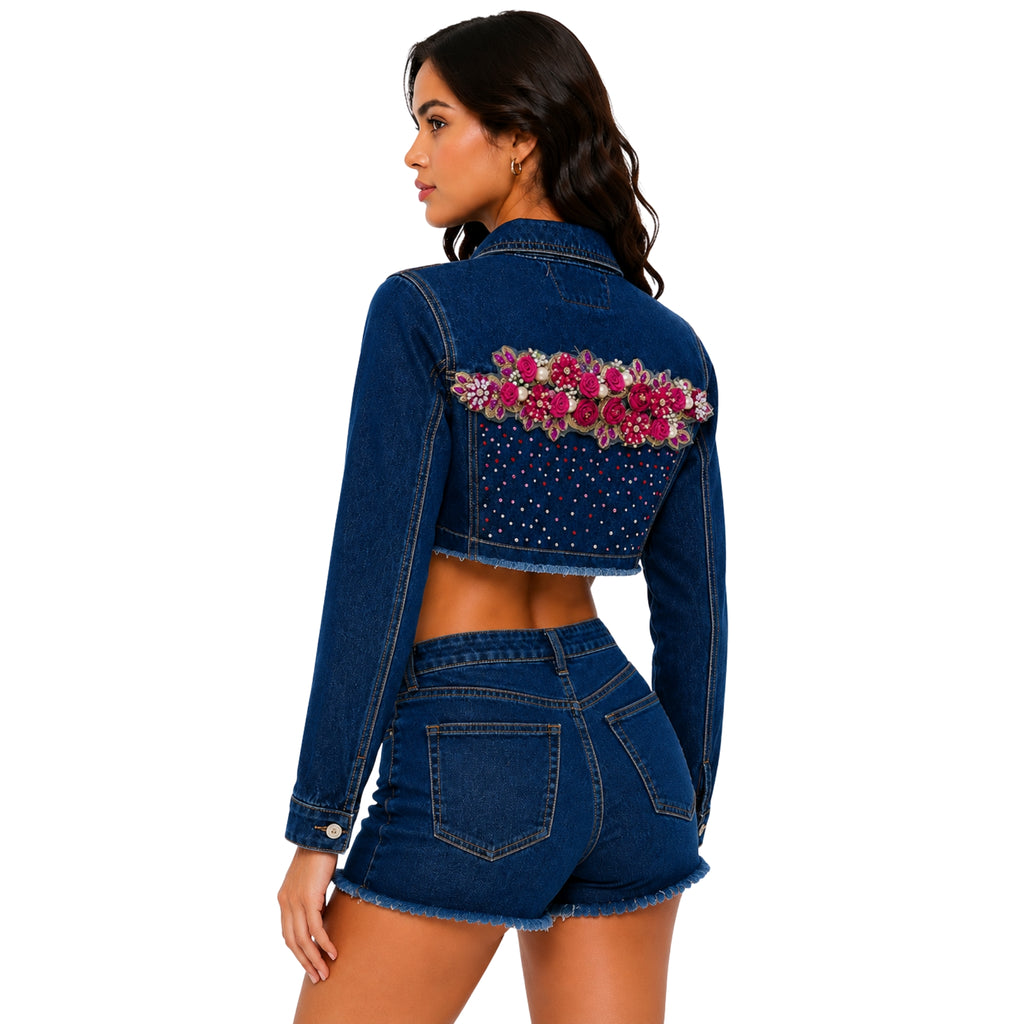 Chamarra Denim Crop con Jardín de Flores 3D y Pedrería – Azul Índigo