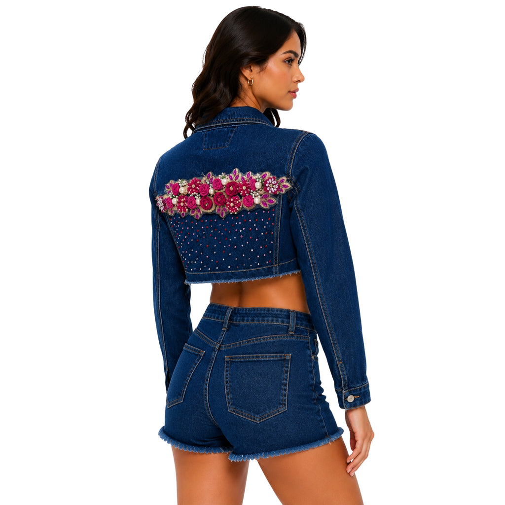 Chamarra Denim Crop con Jardín de Flores 3D y Pedrería – Azul Índigo